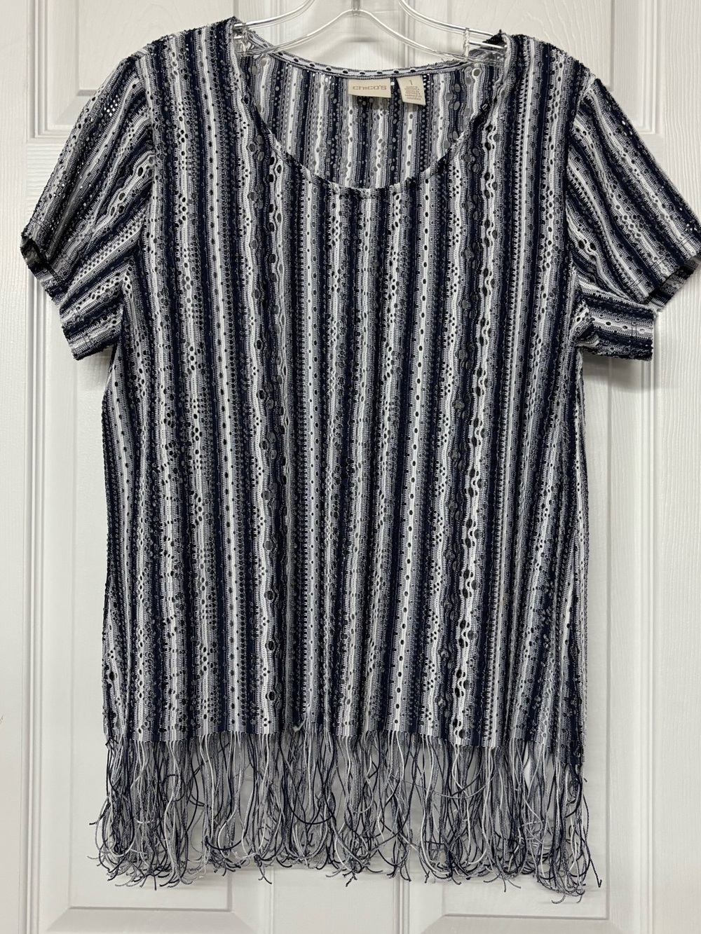 Chico's Novel Stripe Fringe Hem Short Sleeve Navy and White Striped Top Sz 1 (M)